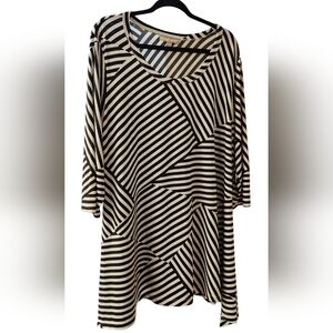 CLOSET CLEAROUT Woman Within Shirt Black and White Striped Shirt, Size 1X 22/24